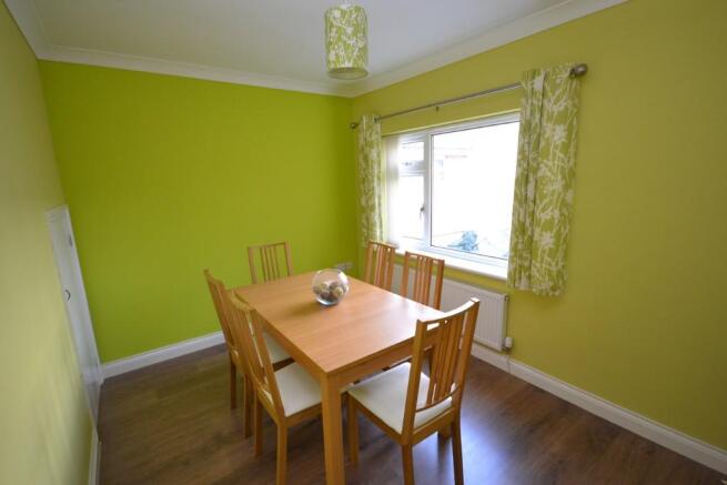 Diner/Bedroom