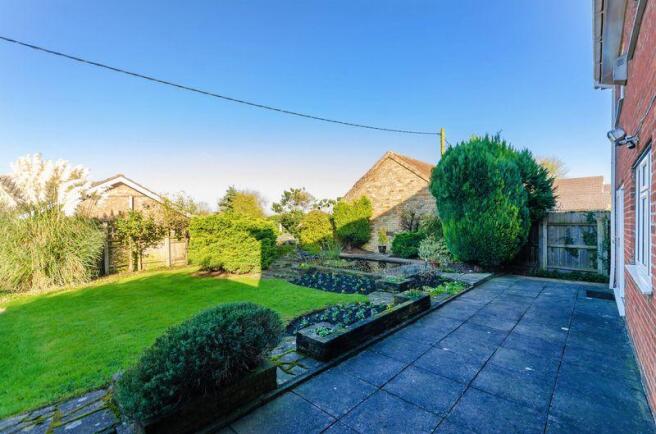 Rear garden/patio