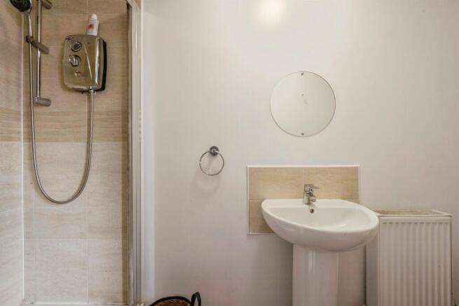 2 bed Terraced for sale Image 11