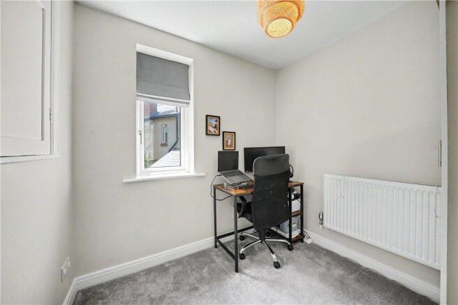 3 bed Semi-Detached for sale Image 9