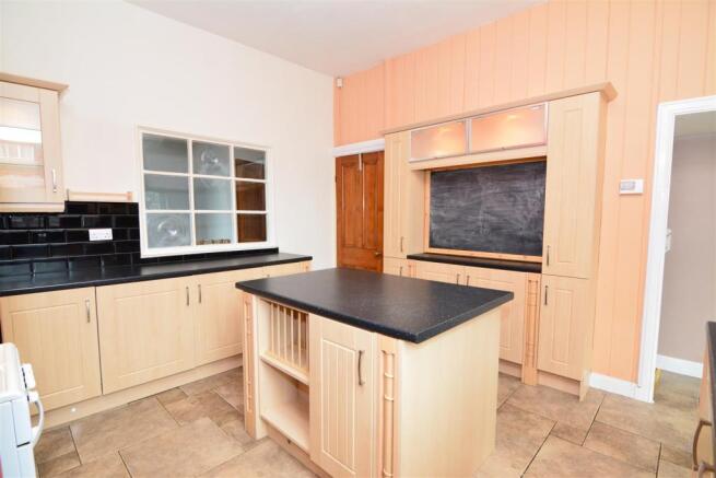 dining kitchen 4.JPG