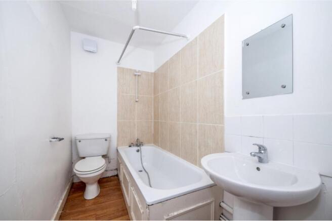 Apartment 2- Bath