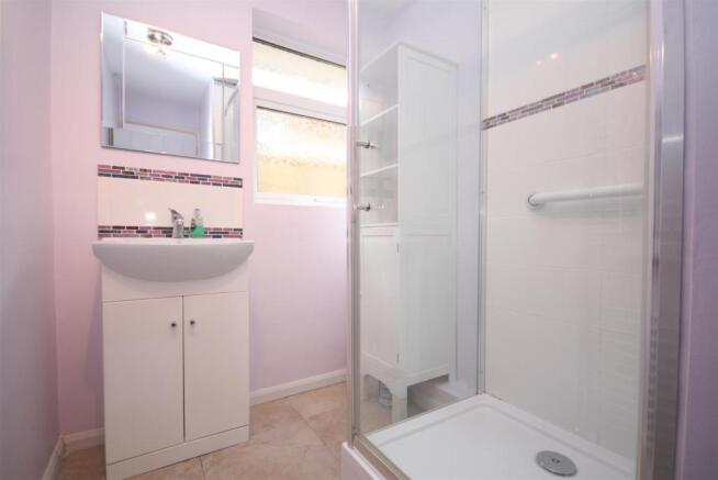 Shower Room.JPG