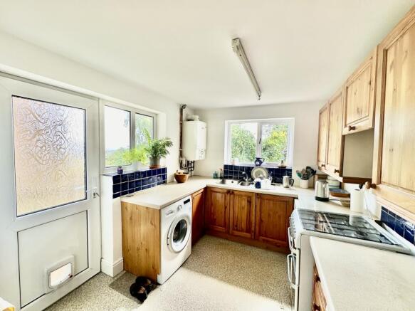3 bed Terraced for sale Image 6