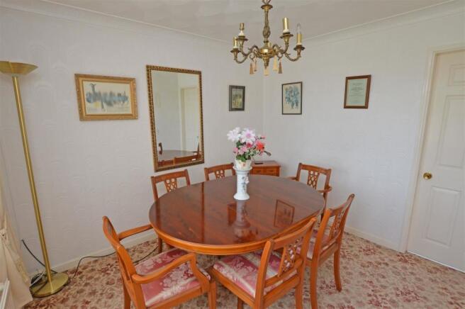 Dining Room.jpg