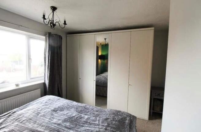 2 bed House to rent Image 10