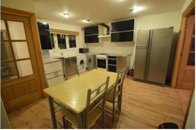 4 bed Terraced to rent Image 4
