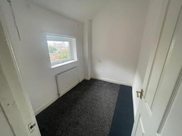3 bed Terraced for sale Image 10
