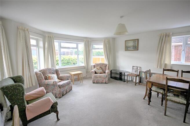 Living/Dining Room