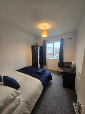 6 bed Semi-Detached to rent Image 9