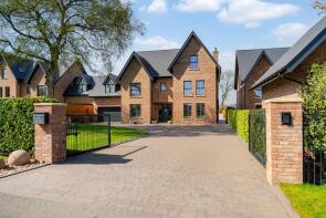 3, Cotebrook View, Oughtrington Lane, Lymm WA13 0QY