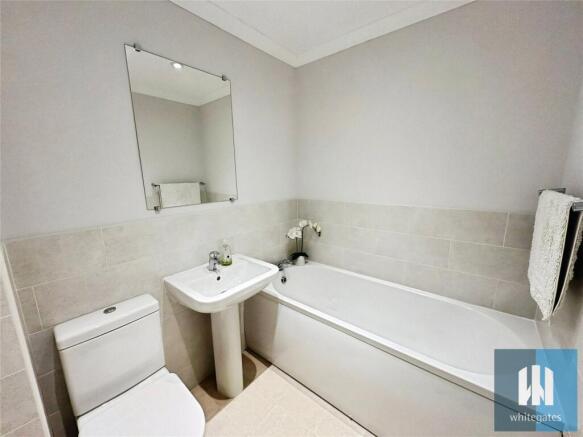 4 bed Terraced for sale Image 9