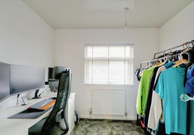 3 bed Terraced to rent Image 10