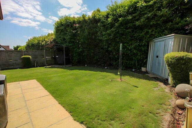 Hammondstreet Road - Back Garden