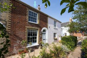 Petas Cottage, Alma Place, Yarmouth PO41 0QQ