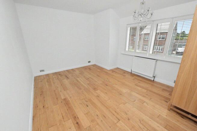 3 bed Semi-Detached for sale Image 6