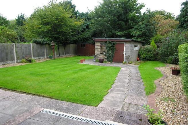 GARDEN VIEW 1