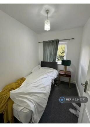 Bedroom4