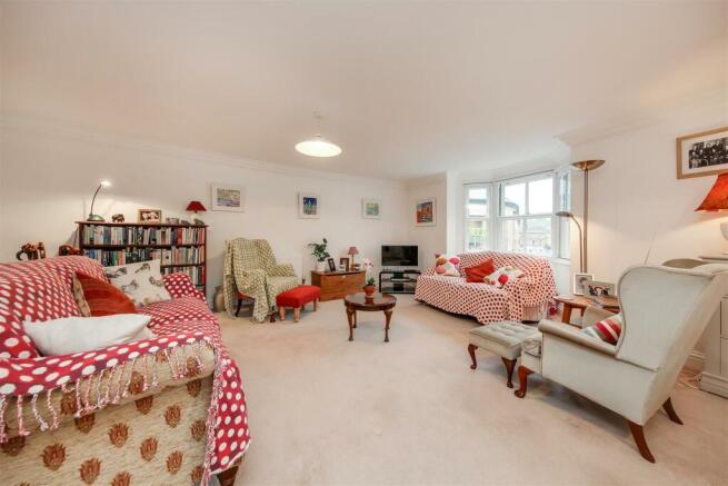 Living Room.jpg
