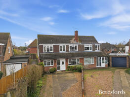 42, Garden Fields, Dunmow CM6 3RG