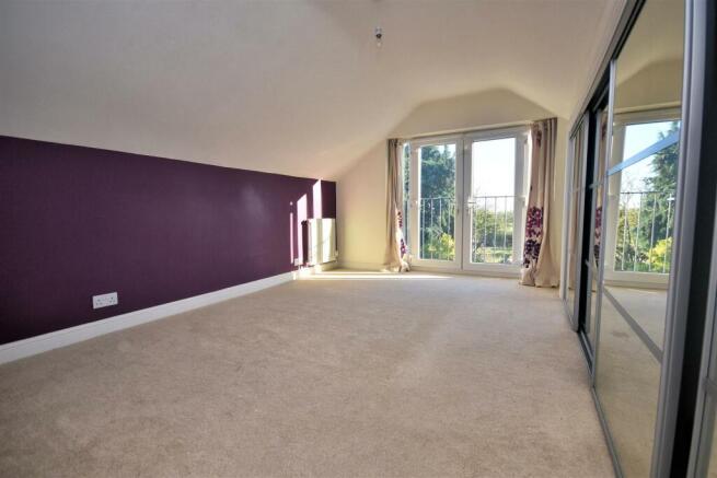 Bedroom 1.jpg