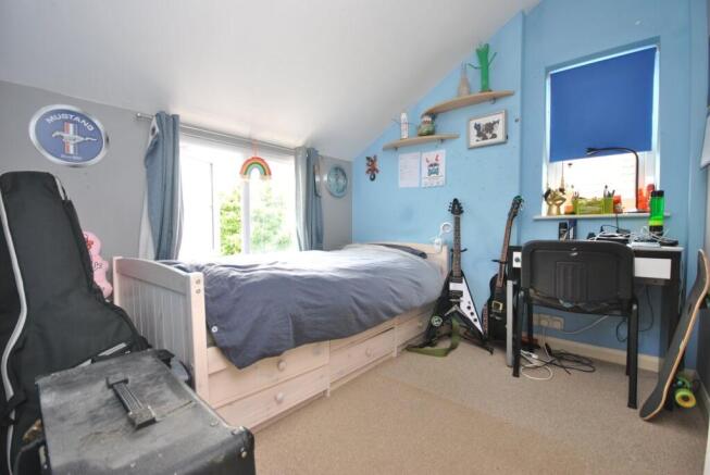 Photo 12