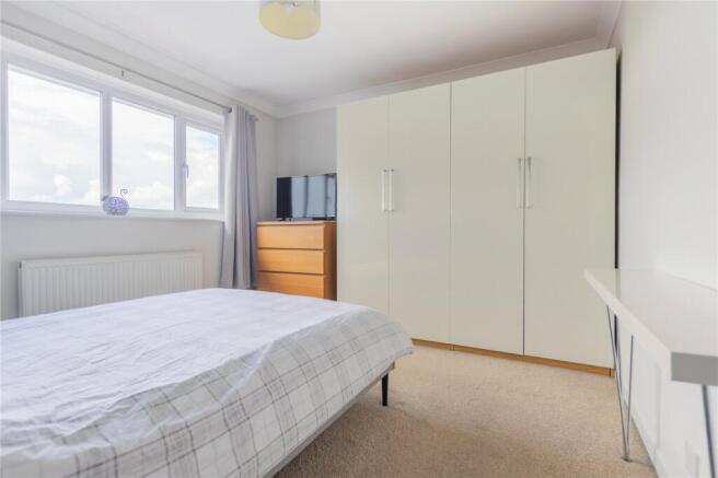 3 bed Semi-Detached for sale Image 6