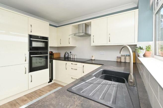 Kitchen.jpeg