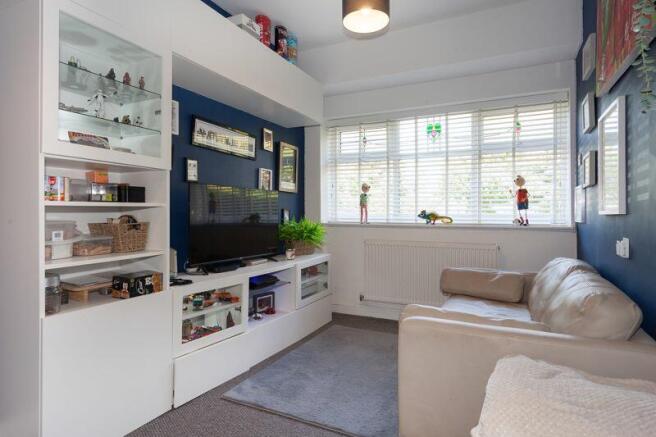 FAMILY ROOM/OFFICE