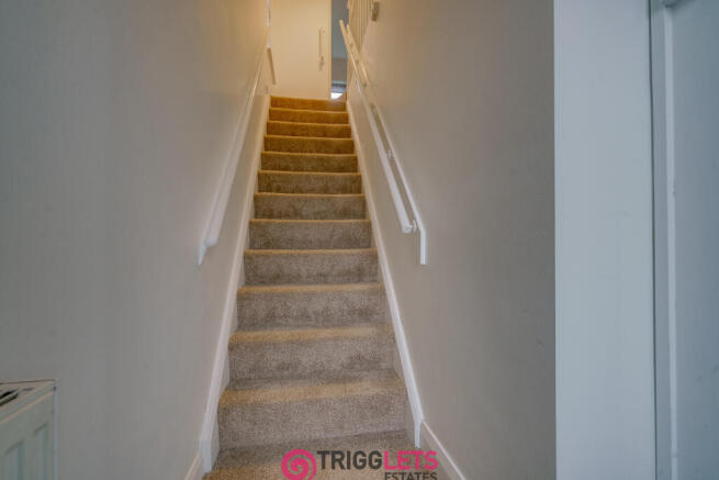 3 bed Semi-Detached for sale Image 10