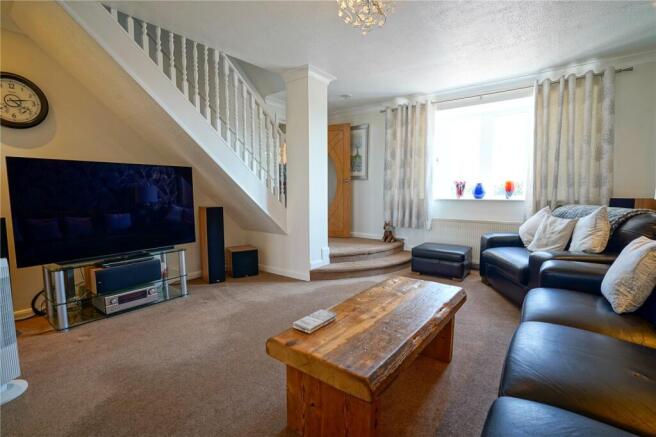 4 bed Detached for sale Image 9