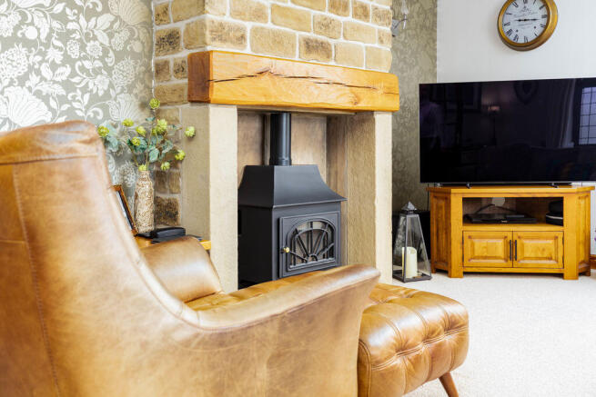 4 bed Detached for sale Image 11