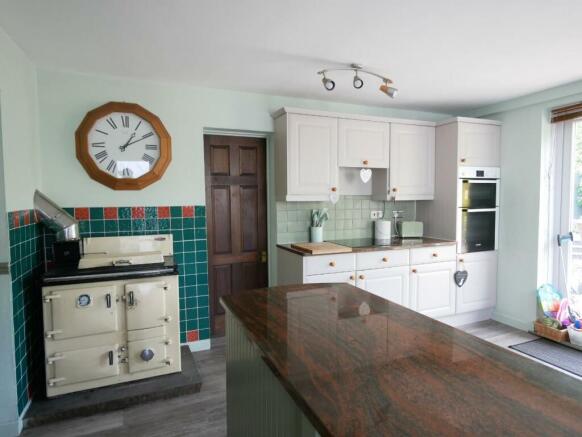 Kitchen/Dining