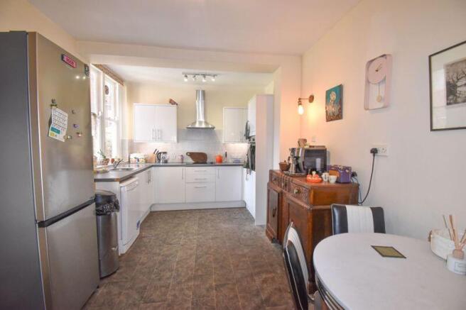 3 bed Detached for sale Image 5