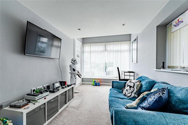 4 bed Detached for sale Image 10