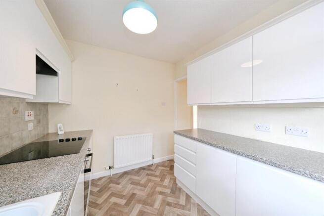 2 bed Semi-Detached Bungalow for sale Image 6