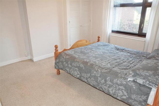 Double Bedroom To Rear