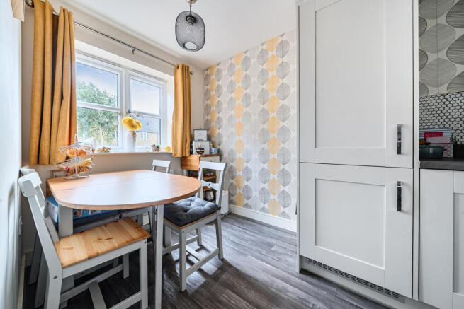 2 bed Semi-Detached for sale Image 5