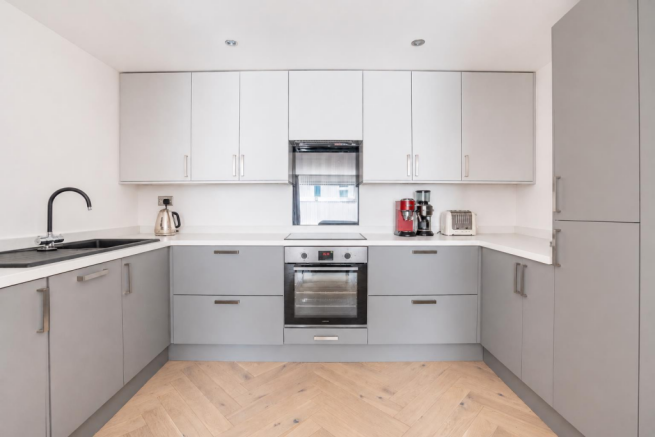 1 bed Apartment for sale Image 6