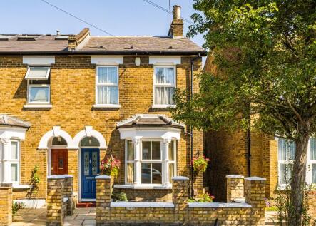 Birkbeck Road, Enfield