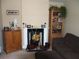 Lounge Angle 2