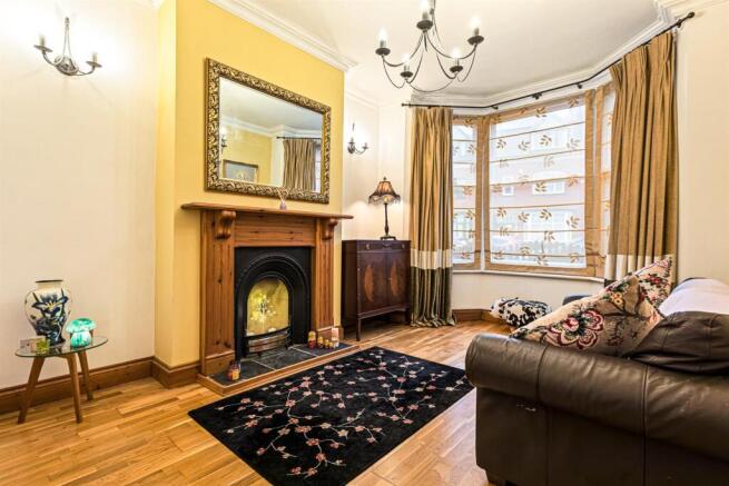 FRONT RECEPTION ROOM