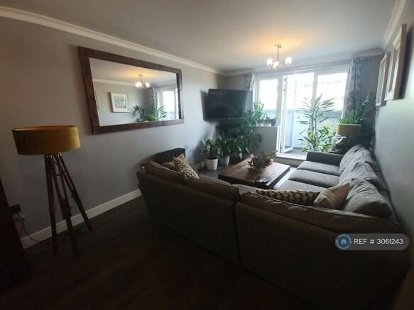 Open Plan Lounge (Coffee Table And Mirror Incl.)