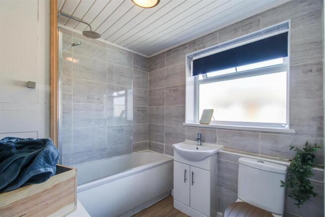 2 bed Terraced for sale Image 8