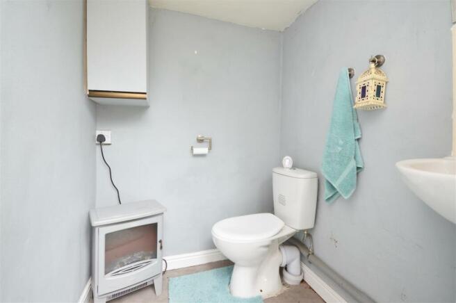 Downstairs WC / External