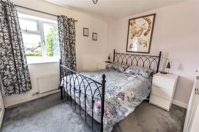 3 bed Terraced for sale Image 12