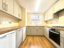 18, Alford Avenue, Sheffield S35 0JQ