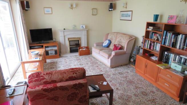 Buryfield 8 lounge.J