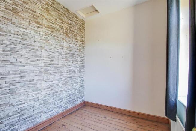 2 bed Terraced for sale Image 8