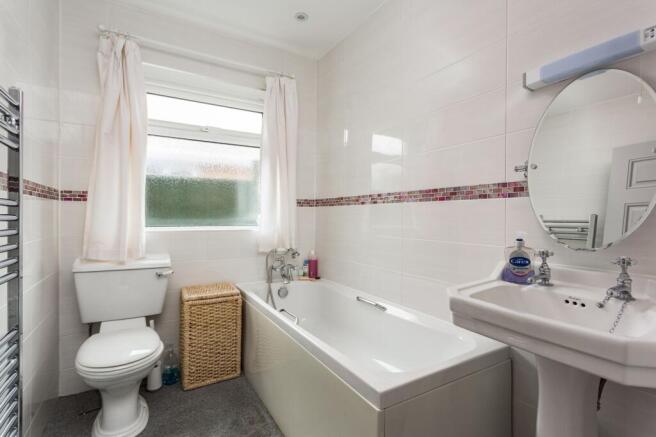 2 bed Detached Bungalow for sale Image 8